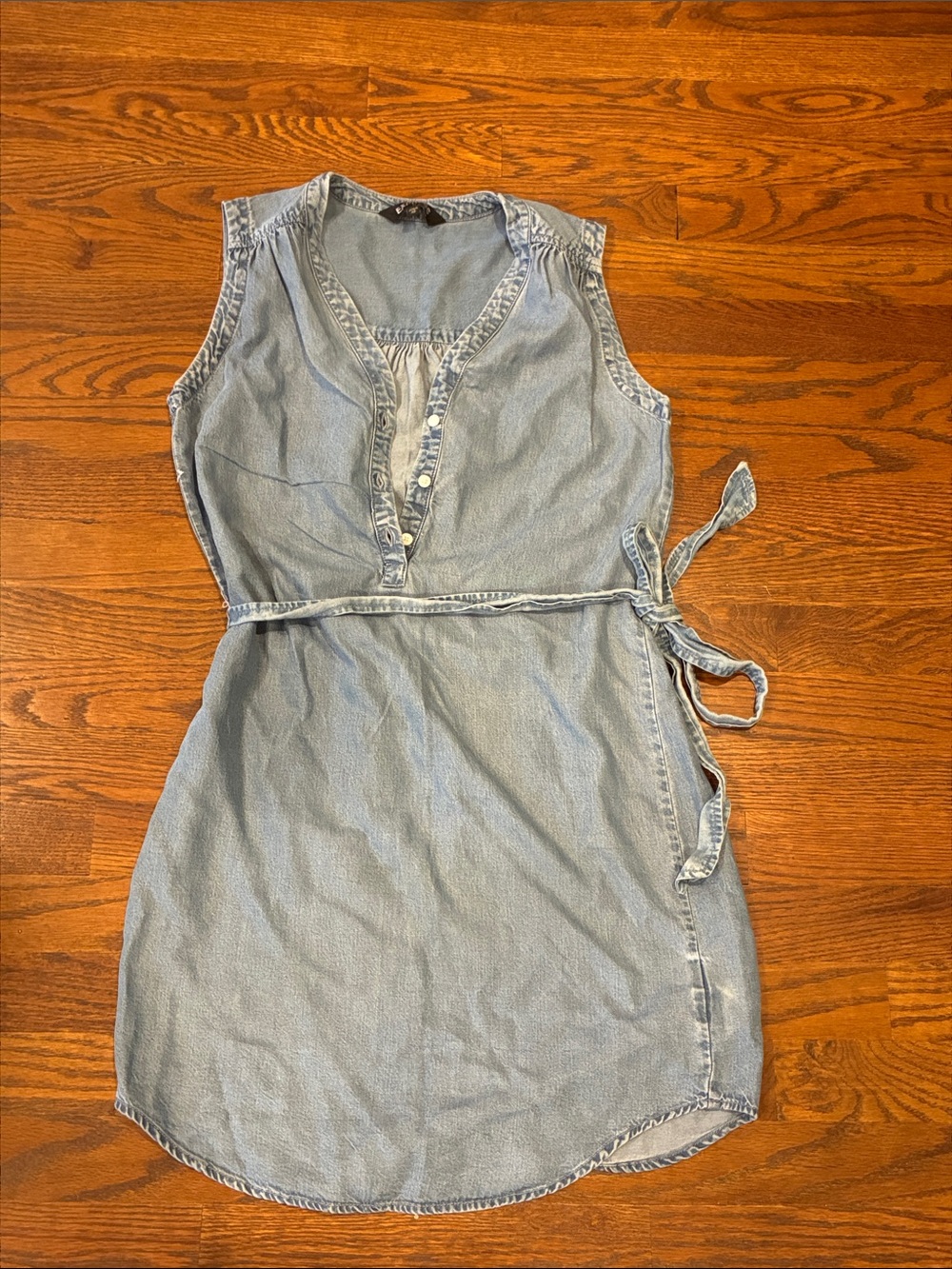 Express Light Wash Denim Sleeveless Shirt Dress with Tie Waist size XS